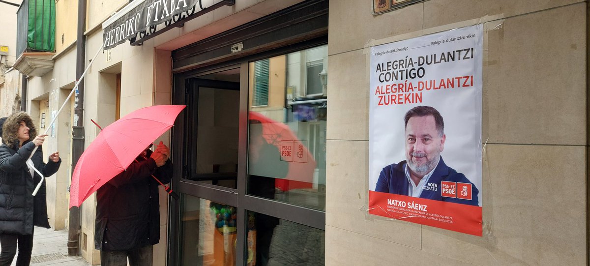 El #28Mayo vota <a href="/CristinaGnlz/">Cristina González Calvar</a> @CIbarluceaDFA <a href="/natxo_saenz/">Natxo Saenz</a> . Siempre hemos defendido las políticas progresistas #CONTIGO 
#VotaLoQuePiensas  que es mejorar la vida con calidad en derechos.