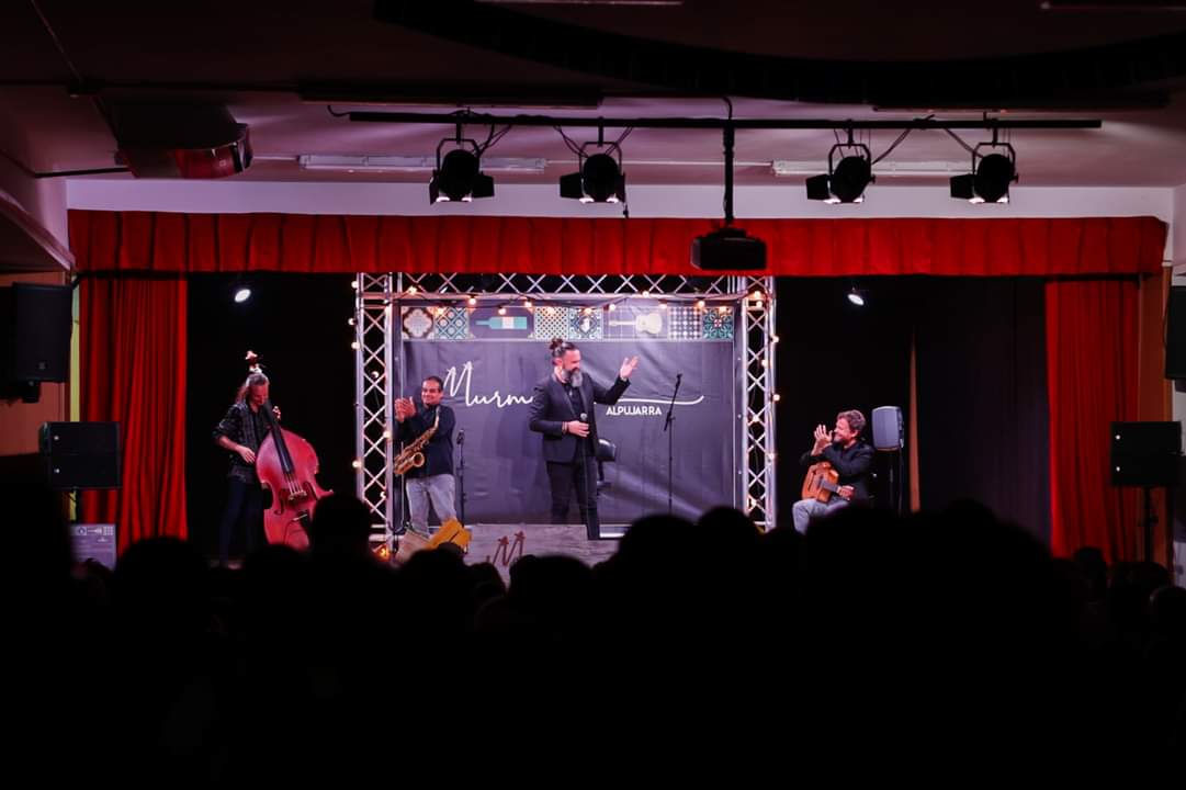 🎵 Anoche dio el pistoletazo de salida la nueva edición de Festival Murmura Alpujarra que se celebra hasta el domingo en una decena de municipios de la comarca 

Más información: festivalmurmura.com