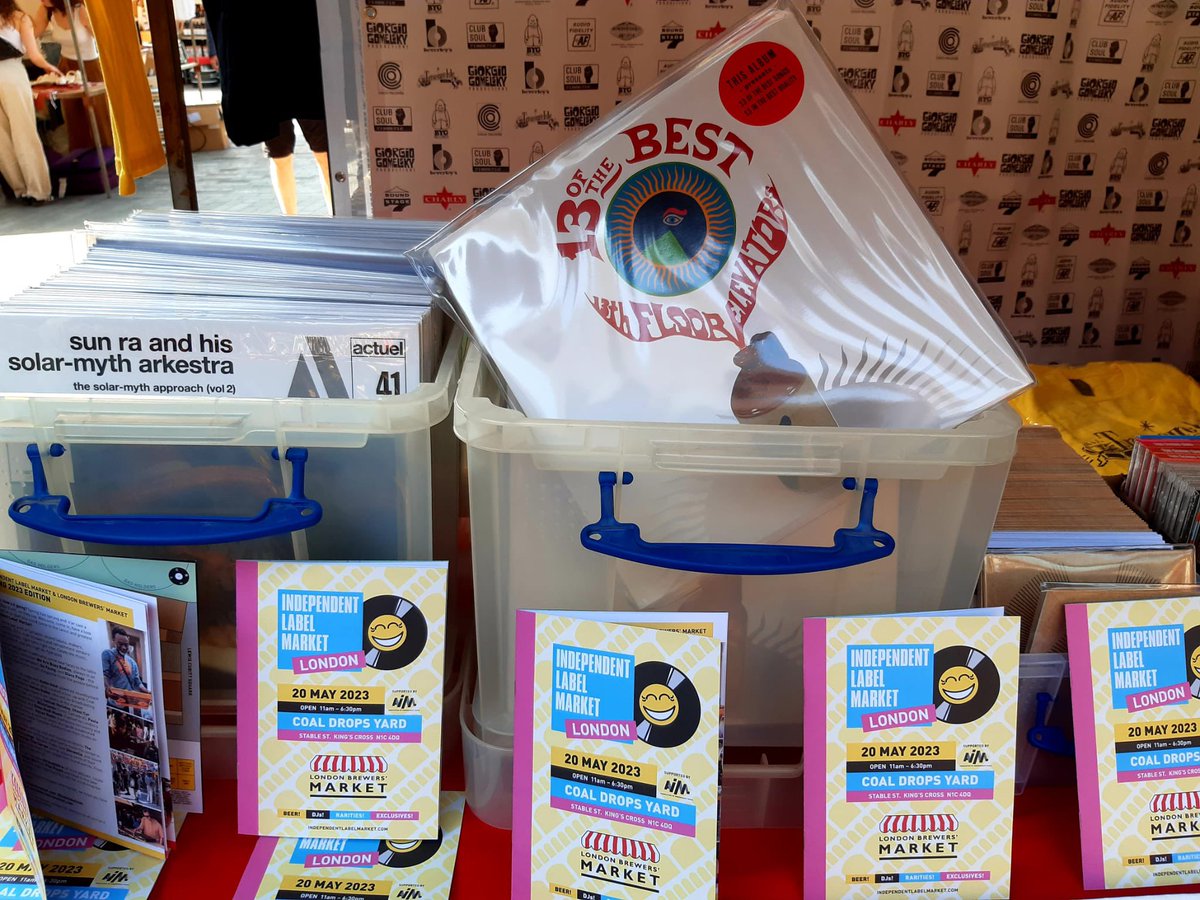 CaigerRob's tweet photo. Here with @CharlyRecs at @IndieLabelMkt - Coal Drops Yard, Kings Cross, London. Already sold out of 13th Floor Elevators, Yardbirds, & Funkadelic limited editions. Great vibe, great sounds, great indie label community. And a huge beer garden! #ilmlondon https://t.co/OfAyDEJqnq