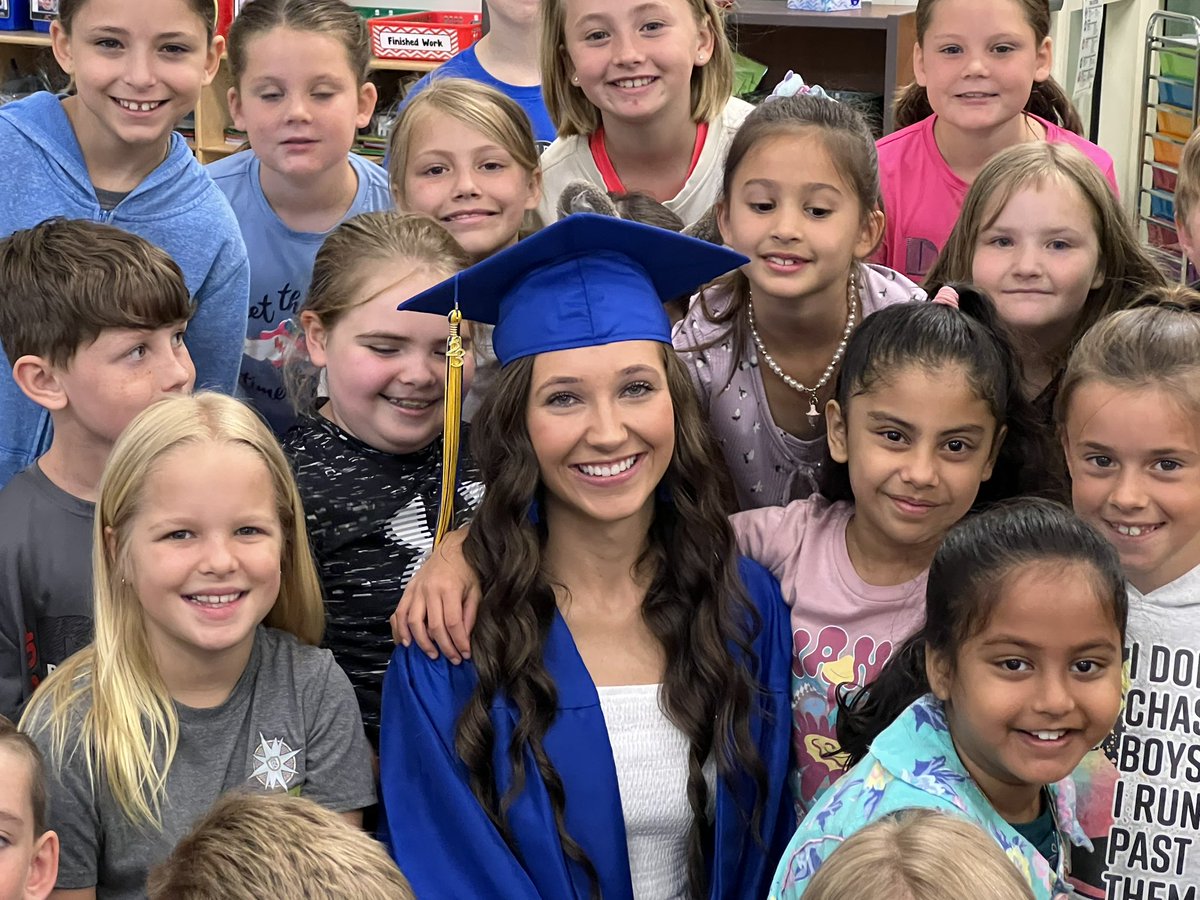 Mrs. Kristen Taylor tweet media