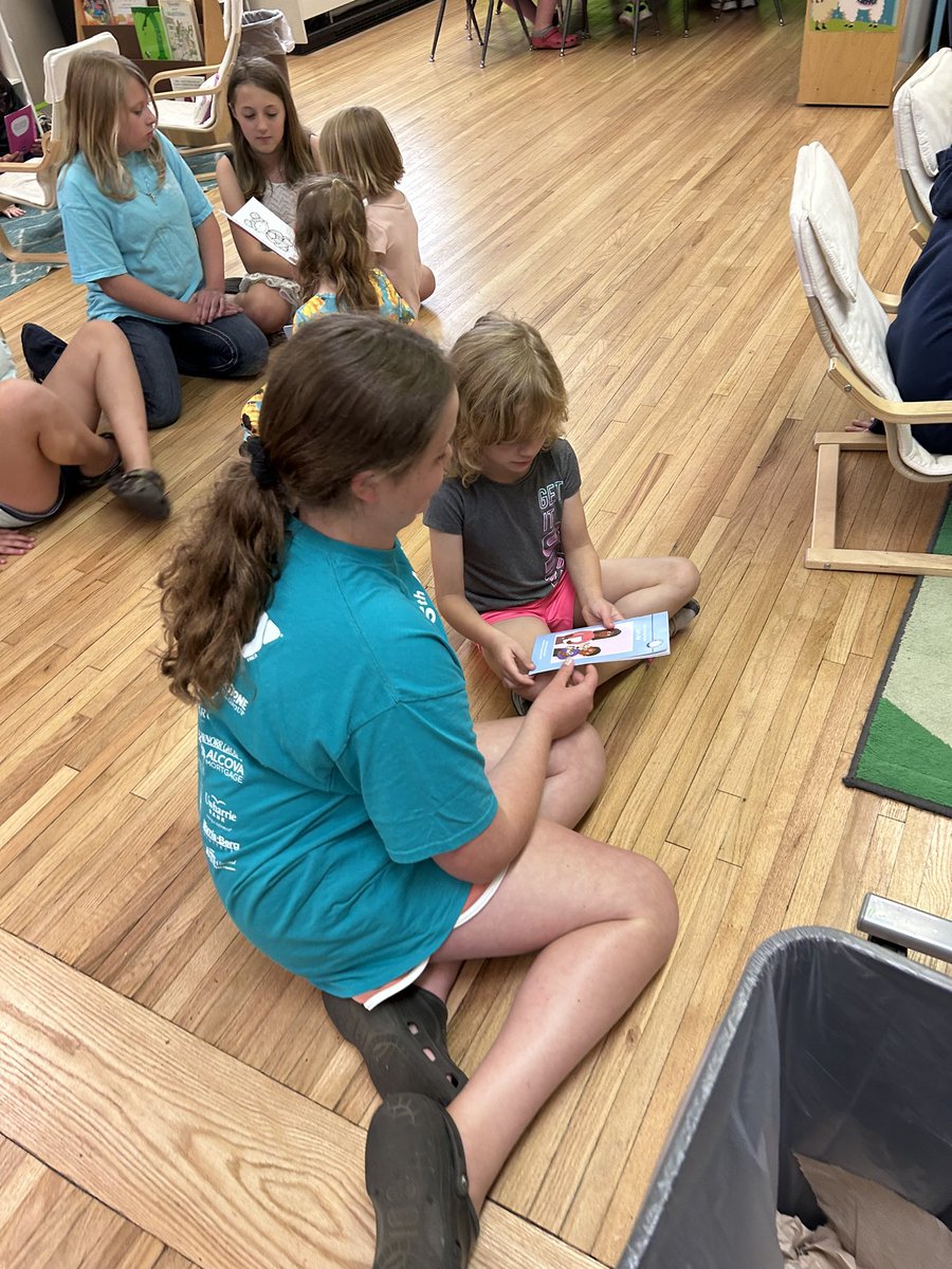 Gina Ritchie tweet media