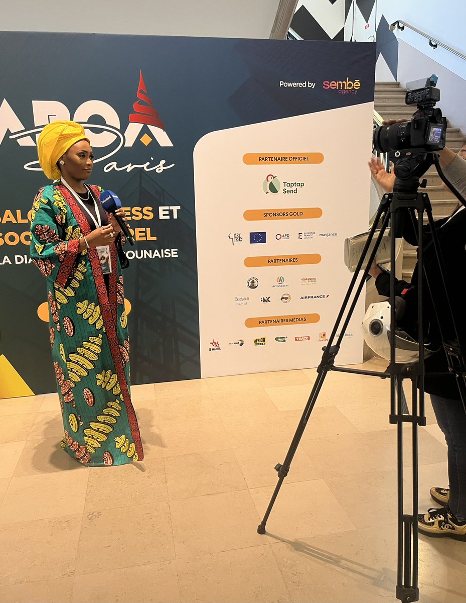 MboaParis's tweet image. Nous remercions toute la presse présente pour assurer la couverture média de l&apos;événement #MboaParis2023. 

Hey @AichaNtowa @Telesud_ ✨