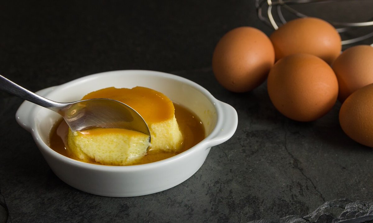 KabayanJB's tweet photo. Satisfy your sweet tooth with a heavenly dessert: Leche Flan! This creamy caramel custard is pure bliss. Try our irresistible recipe: 
https://t.co/7D3b1lbjfR . 

#LecheFlan #DessertDelights #FoodieHeaven #desserts https://t.co/8flB89MVua