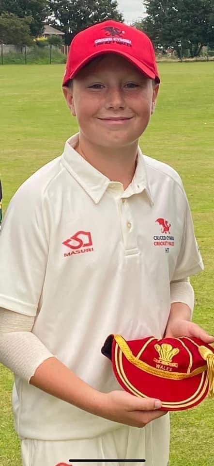 Cardiff win the toss and elect to bat first. Congratulations to Harley Thomas who makes his league debut for Port Talbot today at the age of just 14.