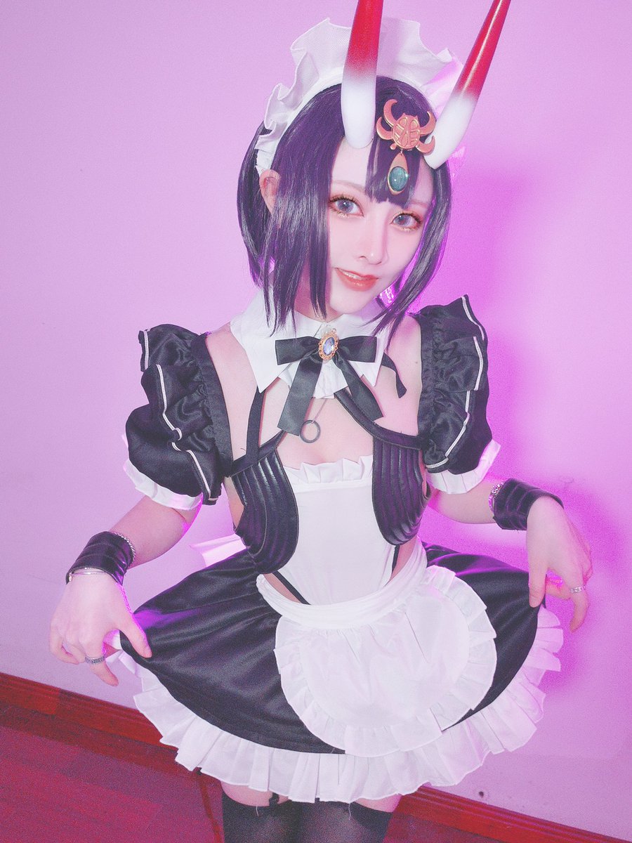 Guxito1's tweet photo. ✨💜✨
.
.
一些妹妹cos some girl cos
猜你们不喜欢看的 guess you dnt see!
#酒呑童子 #shitun #酒吞 #shutendouji #酒吞童子cosplay #酒吞童子 #fate #fategrandordercosplay #fategrandorder #fatego #maid #oni #女僕 #fgo #cosplay #cosplaygirl #メイド #コスプレ https://t.co/LzaUlY0lHY