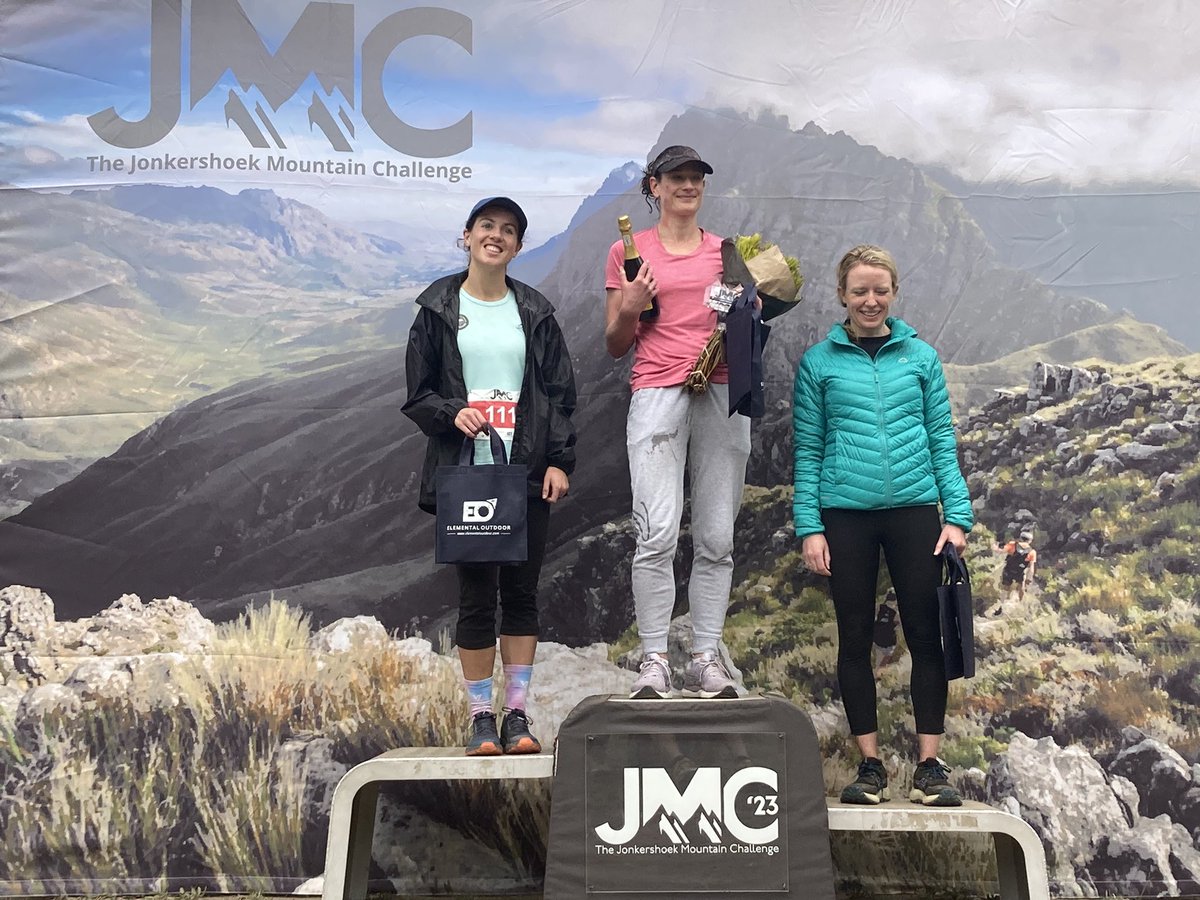 Your top three ladies in the 38km classic - results results.finishtime.co.za/results.aspx?C…

🏆 #jmc23