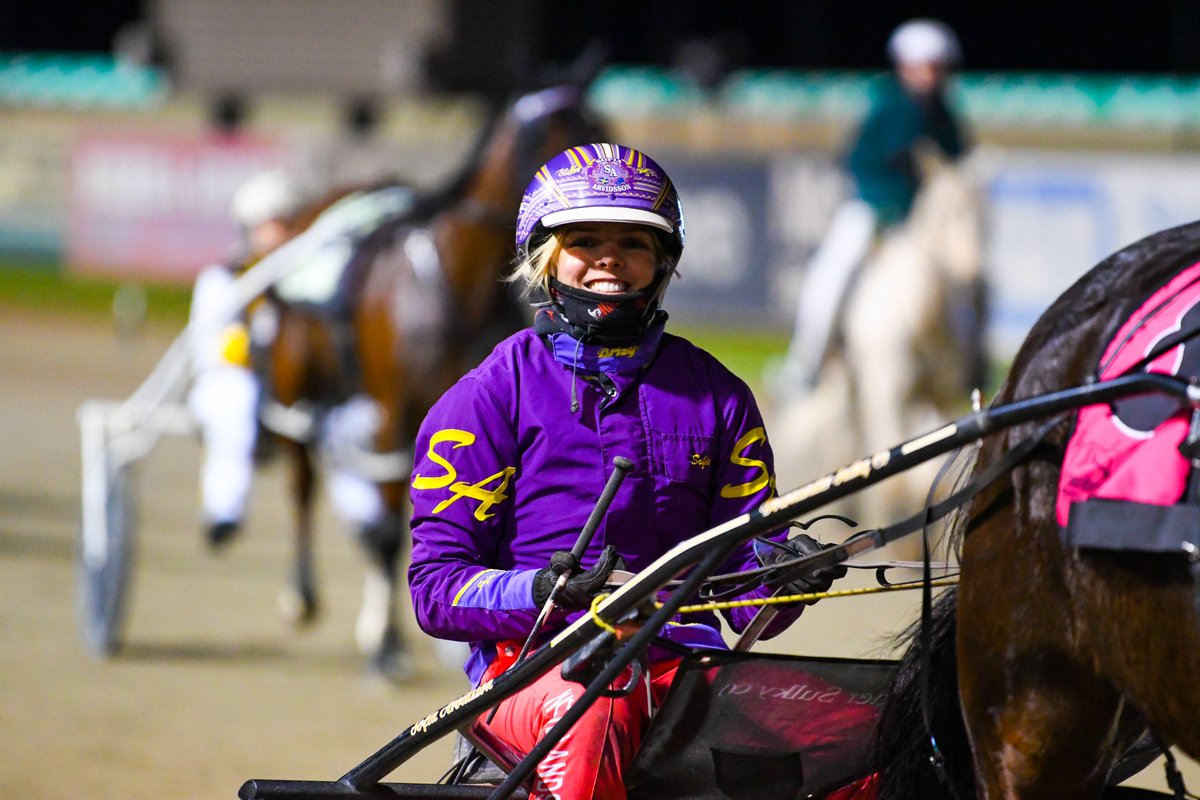 Club Menangle tweet media