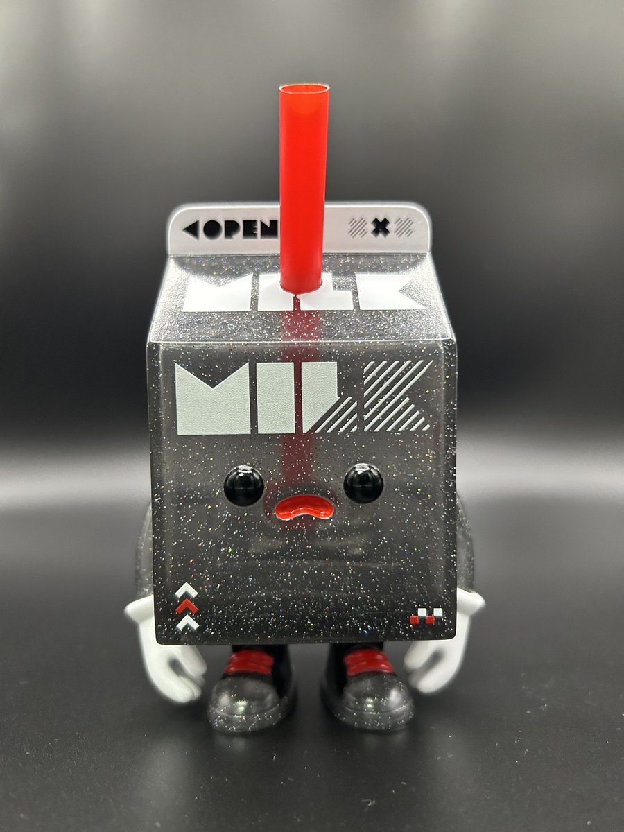 massuu827's tweet photo. そういえばOne upさんの
一周年記念のMILK PACK
も買えて良かった。☺️

#MUUKTOY #MILKPACK 
#OneUp https://t.co/dr8OBEXnjK