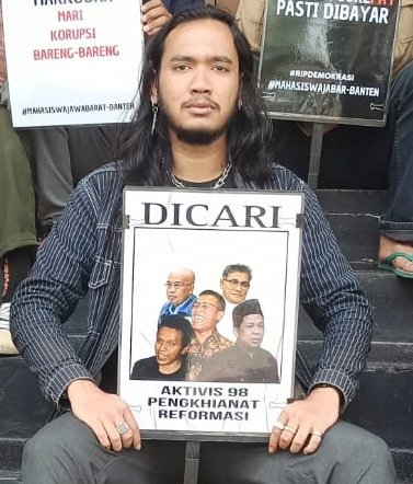 Desmond J Mahesa, Adian Yusak Napitupulu, <a href="/budimandjatmiko/">Budiman Sudjatmiko (IG: kelasinspirasibudiman)</a> , <a href="/Fahrihamzah/">#AyoMoveOn2024</a> , <a href="/Masinton/">MASINTON PASARIBU</a> Kalian Dicariin Nih.

😜😁😂🤣