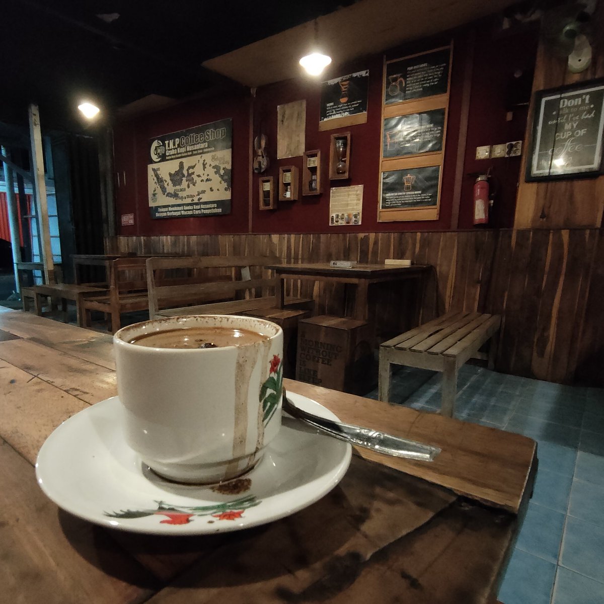 Alhamdulillah, sudah setahun mencoba tanpa gula. Ternyata, nikmat juga ☕
Adakah dari kalian yang semadzhab 🤭?
Salam sehat, buat sedulur semuanya.
#kopi #ngopi