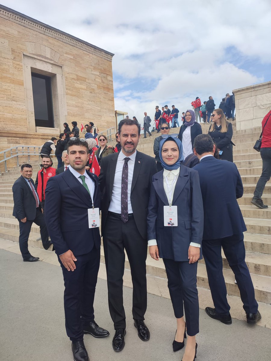 Onurcoskun02's tweet photo. @kasapoglu Değerli Bakanımız ve genel Mudürlerimize 2023 Adıyaman temsilcileri olarak teşekkürler https://t.co/VxGi4zOJnd