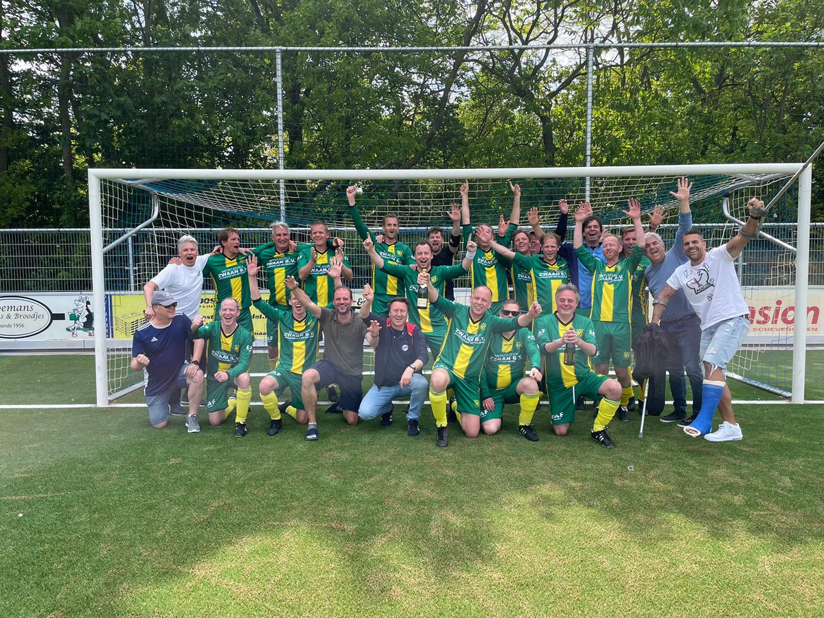 Yes! Hij is binnen! 2-1 gewonnen! <a href="/Voorschoten97/">Voorschoten'97</a> !