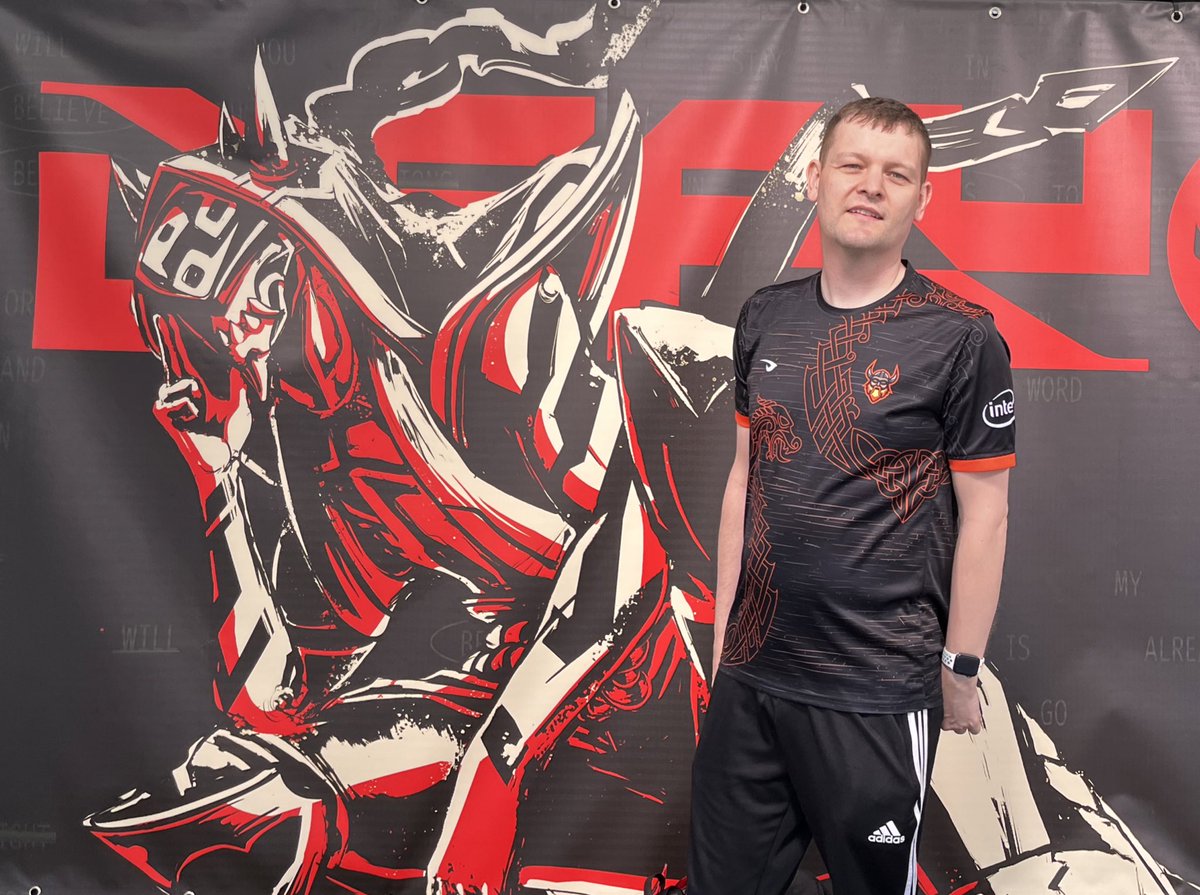 Vikings at MSI confirmed?? I may have forgotten to bring my jersey but someone didn’t!!