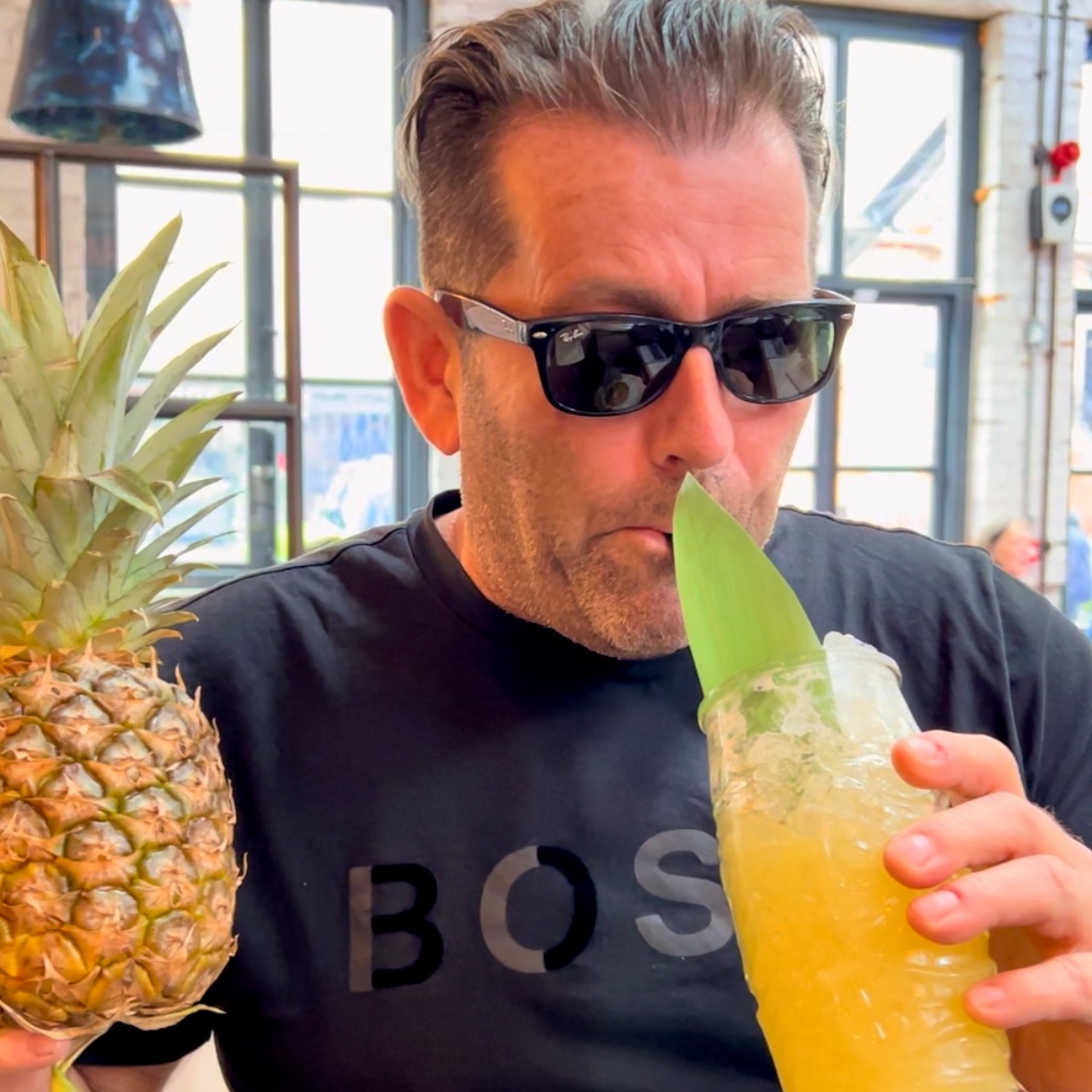 Sunshine gets us in the mood for #cocktails 🍹💯 who's joining us? 

#Altrincham