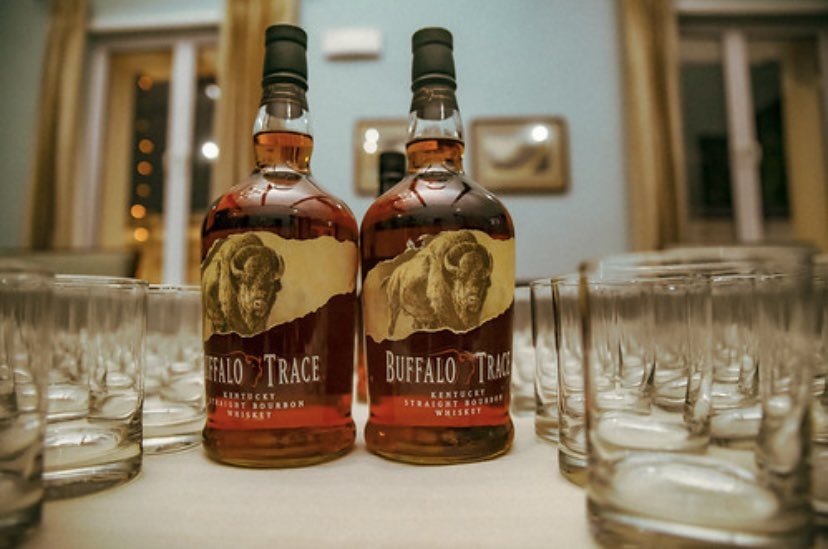 USDAIndia's tweet photo. It’s the day for whisky lovers across the globe, as we celebrate the #WorldWhiskyDay today! Whether you are a fan of sweet 🇺🇸bourbons to spicy ryes, lets raise a glass and enjoy the weekend with your friends & family! #CheerstoAmerica #drinkresponsibly https://t.co/dBU5YZ6y9Q