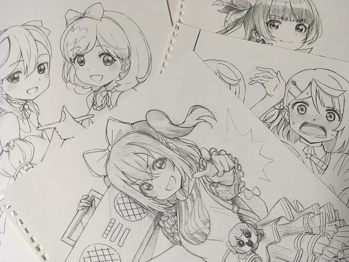鍵垢で描いた練習絵(ラブライブ関連のみ)を無料で頒布します。
色紙買ってくださった方最優先。(選べます。先着)
色紙無くなりましたらイベント終盤に配ります。

あと、小色紙持って行って現地で描きます!
現地で完成出来次第、100円から500円で頒布します。
ツイッターでその都度お知らせします。 