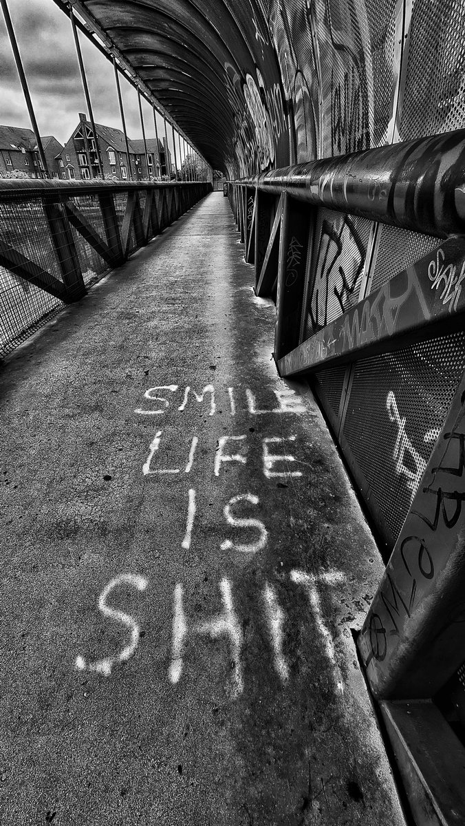 #belfast #northernireland #photography #ni #blackandwhitephotography #smile #inspirational #bridge