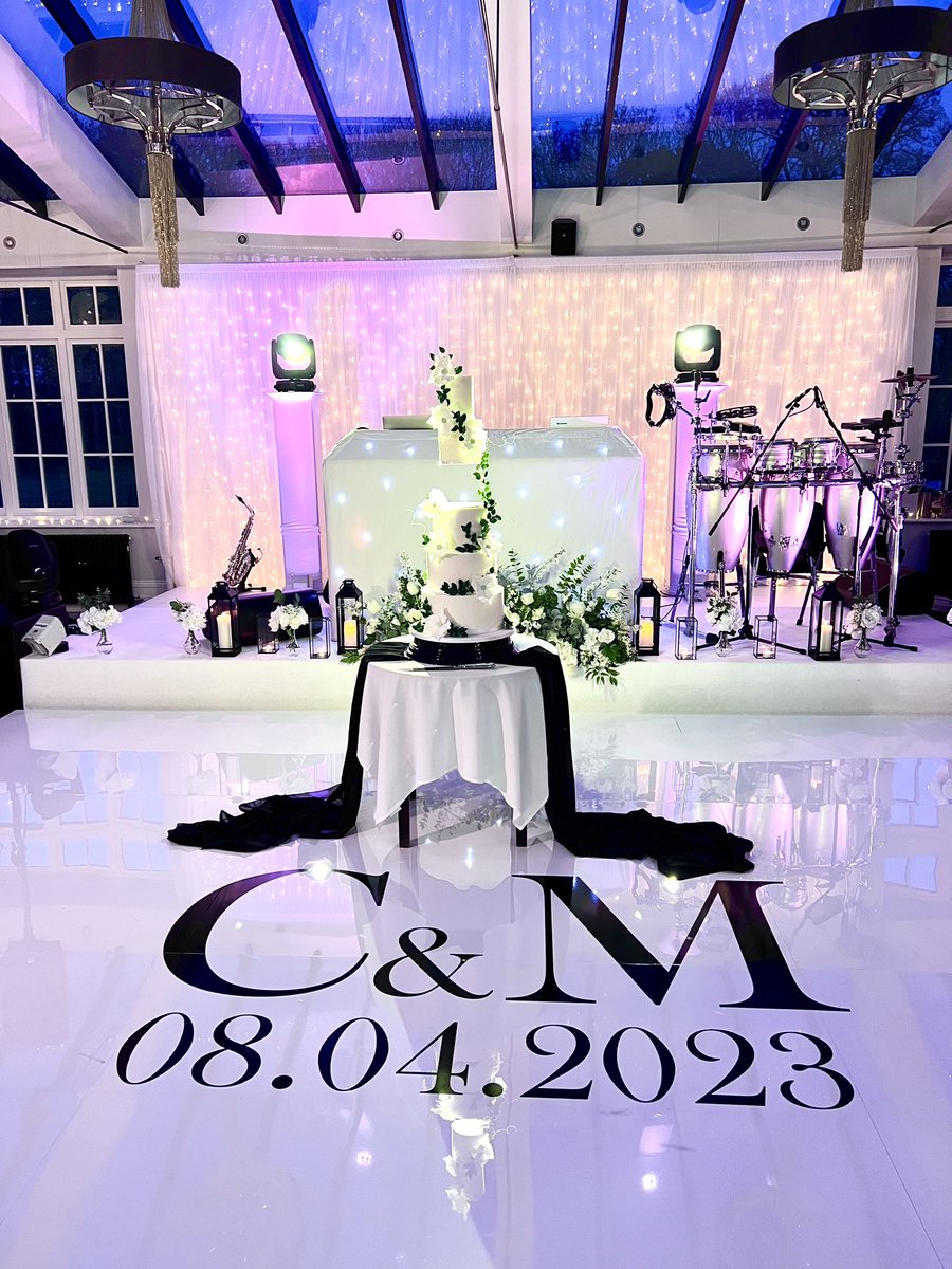 LovelightEnts's tweet image. Set up @SwynfordManor with #saxandbongos #customdancefloor #weddingstaging #weddingbackdrop. Great night with the amazing @gregsaxman @Jayondrums #weddingentertainment