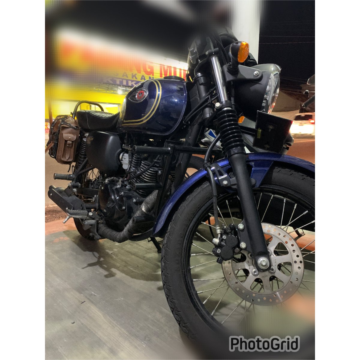 Budi72Santo's tweet photo. … #kawasaki #kawasakiw175 #kawasakiw175se #w175 #motoretro #motorclassic #riding #oldstyle #honda #RoyalEnfield #triumph https://t.co/m1NiwKBUJn