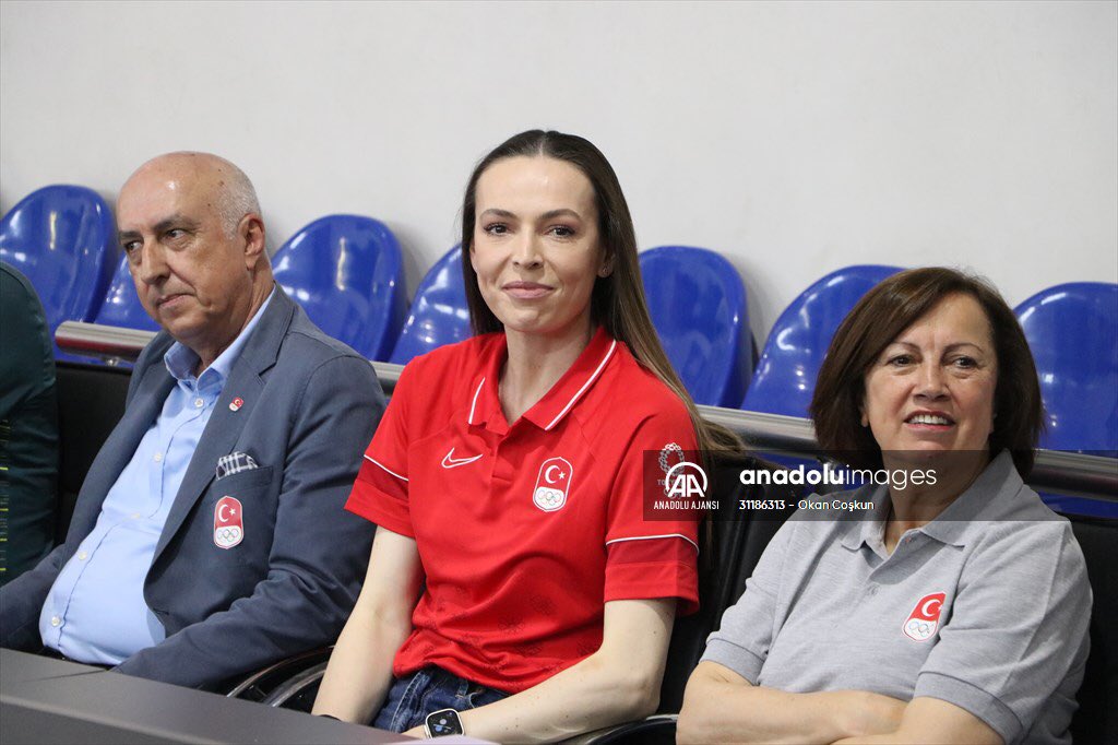 edaerdem14fp's tweet photo. 👧🏻🥰♥️ @edaerdem14 
📍Gaziantep https://t.co/4ZBrevLHly