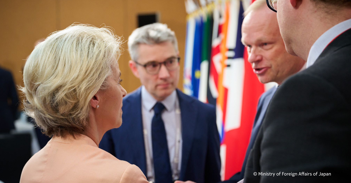 nokia's tweet photo. Our @PekkaLundmark is in Hiroshima for the @G7, talking about how to make initiatives like PGII and #GlobalGateway as impactful as possible and encouraging digitalization in partnership with trusted, reliable actors. Digitalization and connectivity are key to improving safety, productivity, efficiency and sustainability.

Thank you to @EU_Commission President @vonderleyen for the invitation. #G7
