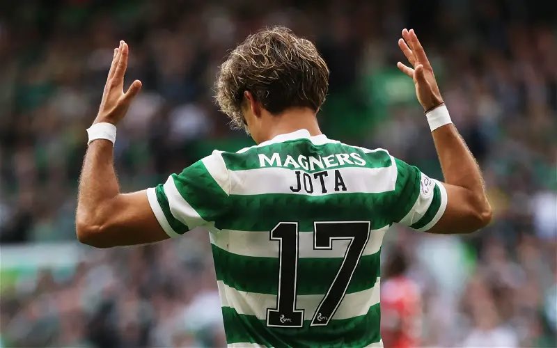 AJ_CELTIC's tweet image. 💚 MATCH DAY GIVEAWAY 💚

If Jota scores first today we will give away an AJ_Celtic bundle totally free!! 🙌🏻 

To enter simply:

1) RT this tweet 🔁
2) Follow us 🤝 

🦸‍♂️⭐️🇵🇹