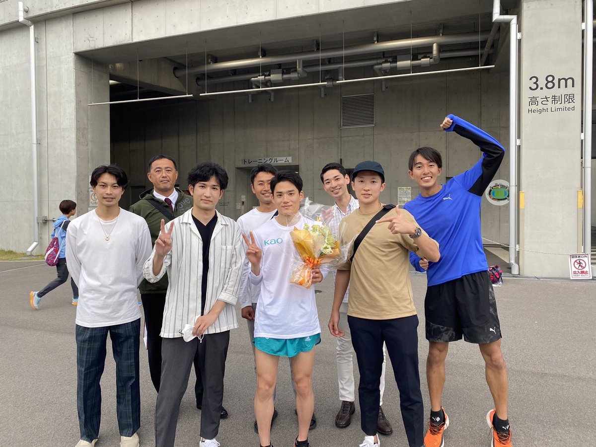 412Team's tweet photo. 競技生活15年。
たくさんの人に応援してもらえて、
幸せな競技生活でした。

本当にありがとうございました。 https://t.co/ARDK8j99Q2
