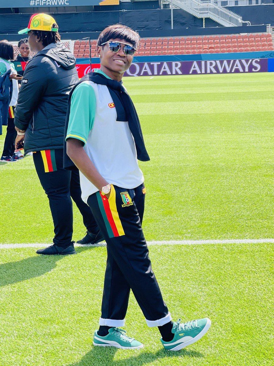 Bonne fête de l'unité nationale à tous les camerounais où que vous soyez. 
Restons soudés(es) et unis(es) car c'est par là que passe la prospérité et le bonheur 

Bon week-end à tous 🥰

GOD IS LOVE BELIEVE ME 🙏 
#OG7🇨🇲