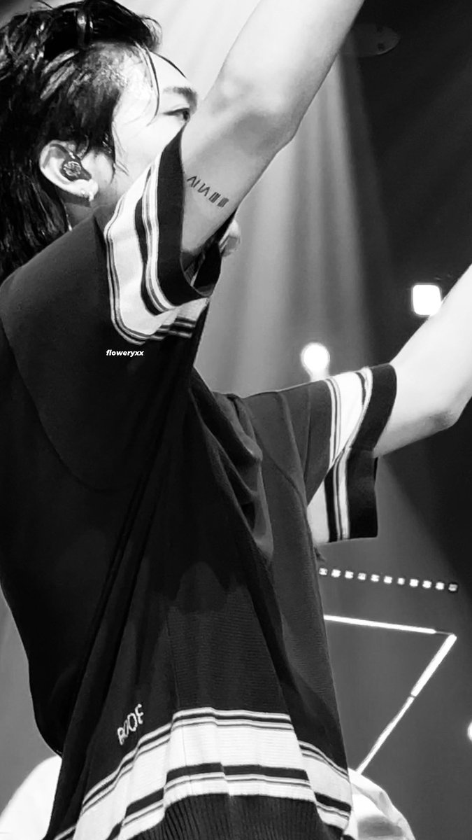 dailyharuto_'s tweet photo. his tattoo 🖤 #haruto https://t.co/TyGetb3R6s