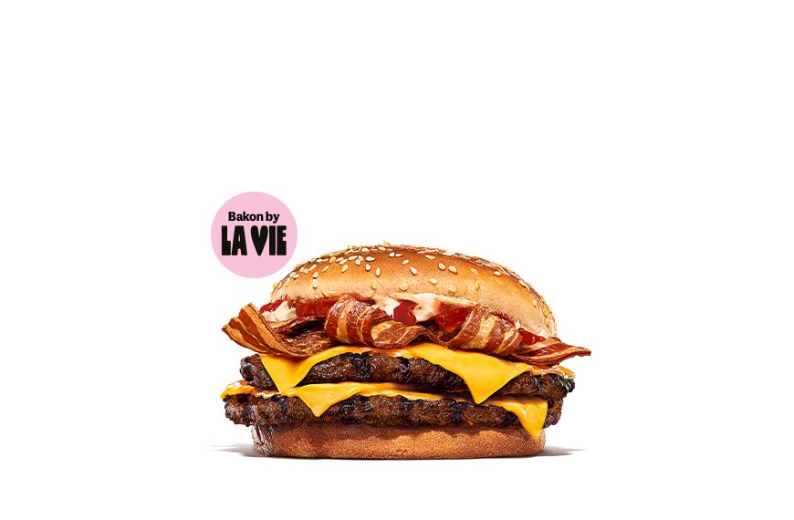 KWraight's tweet photo. @BurgerKingUK I was sold a lie on the menu ☹️ https://t.co/9gu0H7Axn9