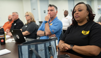 steelworkers's tweet photo. Members and staff who work in the gas industry recently met to strategize, learn from each other and get updates about USW programs. How are you preparing to win better contracts for our members and families? #EverybodysUnion #SmarterIsStronger #1u https://t.co/qQN0MHYyK1