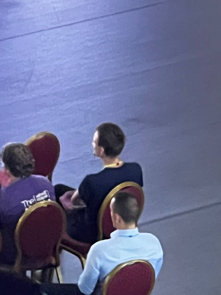 devilmadecream's tweet image. @VitalikButerin come to discuss integration of  @Simplepay_ai crypto payments provider for the future #EDCON events! We are waiting behind your back) 😎