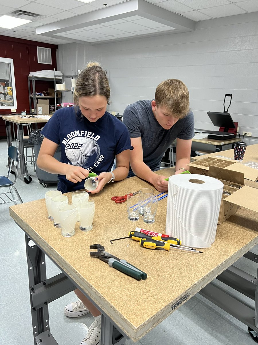 TheMakeryBSD's tweet image. When our Bloomfield Downtown Revitalization committee needed quick help putting their logo onto glassware for an upcoming festival, Mrs. Evans’ Trig students took on the challenge &amp;amp; completed the job within hours. We love the opportunity to help our community! Good job, all!