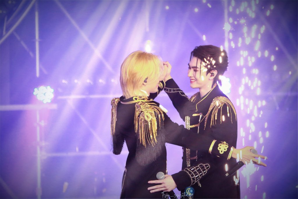 5.20 Noeul 1st fm HD

💕

#Noeul1stFMDay #FirstFMNoeul #NoeulFanMeeting #NoeulFM #Noeulnuttarat #MagentaBoy #BossNoeul