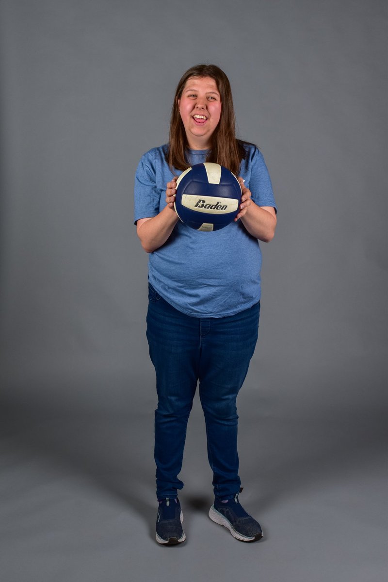 SiegelVball's tweet photo. THANK YOU @katelyn_simss & Addyson Pate for supporting our Abby girl play ball at Miracle Field. She may have graduated, but she will be back as our ball girl next season! #BestManagerEver ⭐️🏐🫶🏼
@DAVIDprice24 @FoxSchroer @SiegelAthletics https://t.co/OV3G0farg3
