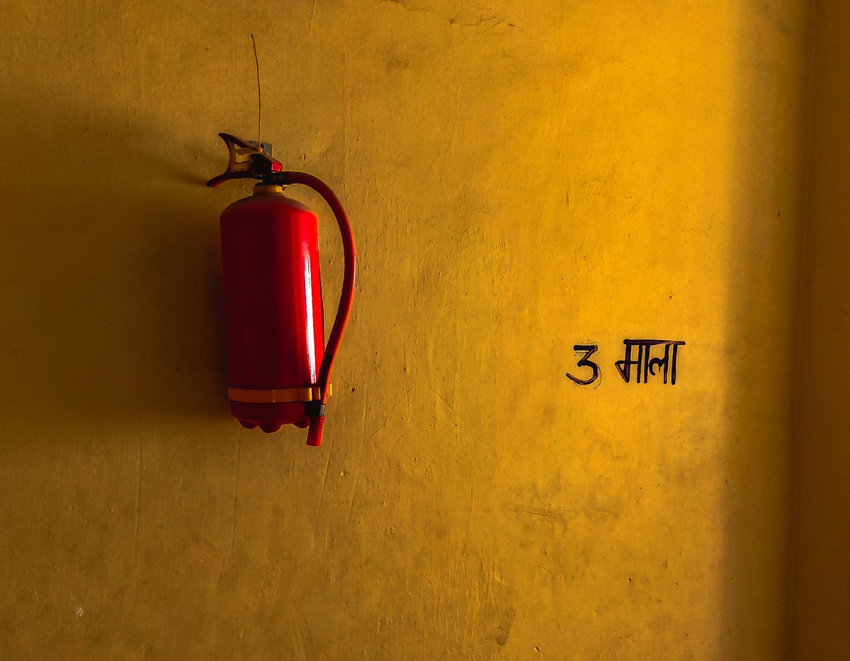 chetanthk_'s tweet image. MIDDLE CLASS PEOPLE DON'T NEED MOTIVATIONAL QUOTES
THEIR FINANCIAL CONDITION GIVES THEM ENOUGH MOTIVATION TO ACHIEVE THEIR GOALS
#middleclasslife #mumbaidiaries #bhayankarआल_c