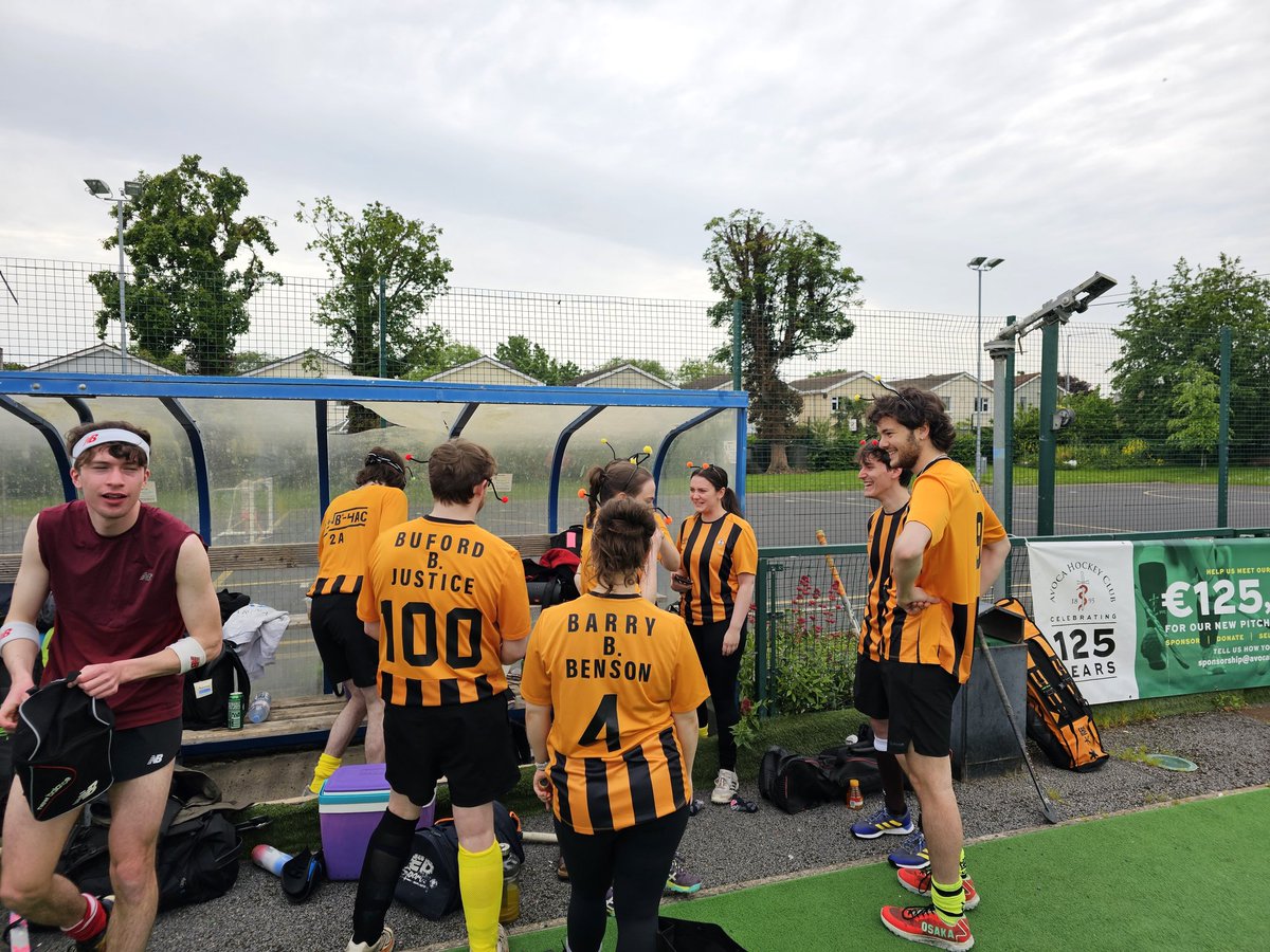 ferdia_marnell's tweet photo. Just a regular day at @avocahc #7asides #lastmatch #newpitch @IENewparkSchool https://t.co/xnMXOXLJUT