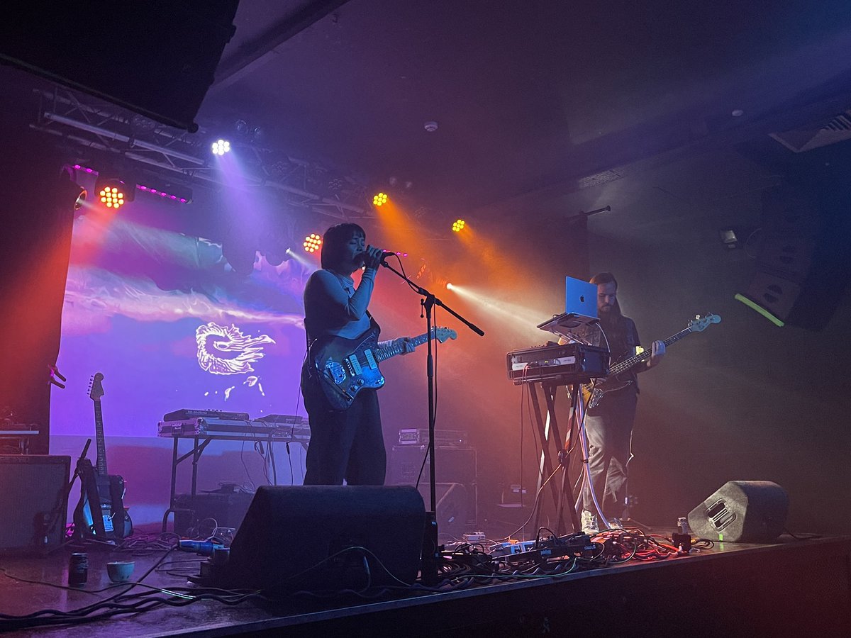 NJTemperton's tweet image. @chasms____ thanks so much for the chat and for signing my vinyl. Here are some pics of the night @OsloHackney