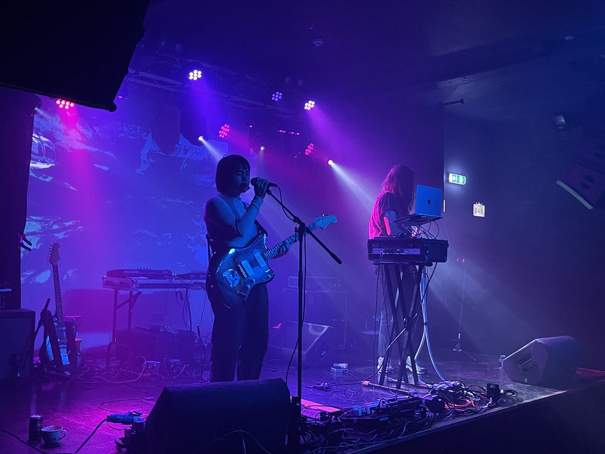 NJTemperton's tweet image. @chasms____ thanks so much for the chat and for signing my vinyl. Here are some pics of the night @OsloHackney
