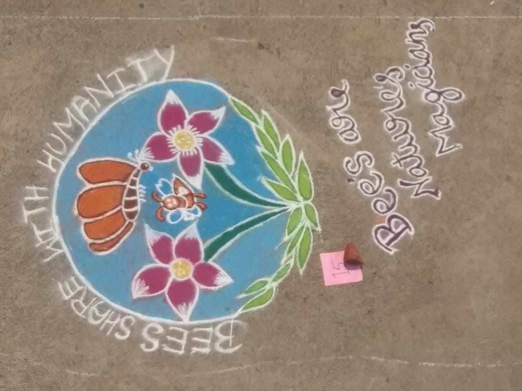 Rengalakshmi10's tweet photo. Awareness campaign on diverse #bee fauna, associated ecosystem, benefits as #pollinators and #pestregulation services through traditional art form #rangoli facilitated on #WorldBeeDay @Puducherry #women, youth and children @mssrf @UniRdg_SAPD https://t.co/mBH4U9l9tN