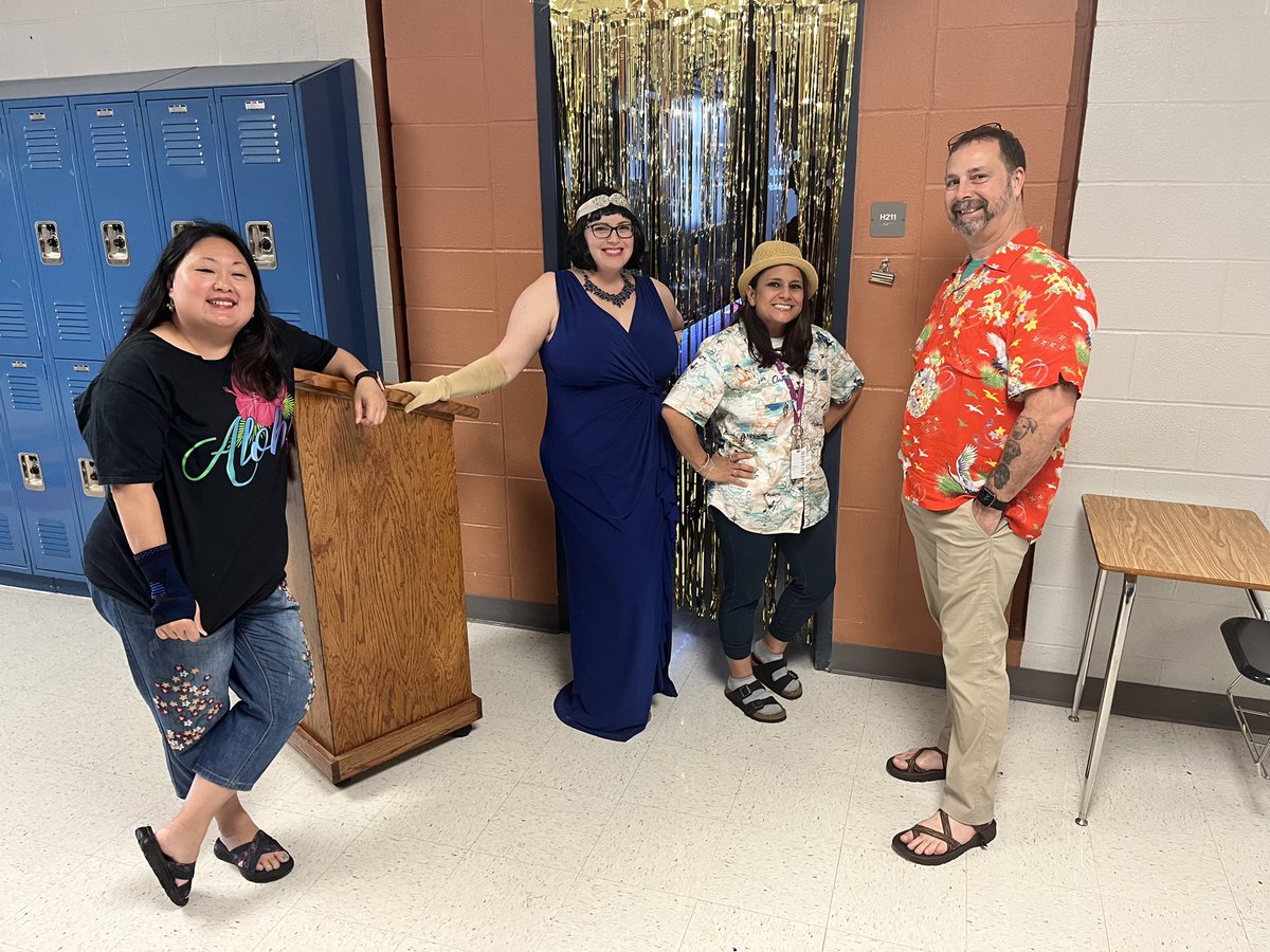 oconnorlibrary's tweet photo. Yesterday we celebrated the fun of #SummerReading and shared some of the many opportunities for reading this summer. π΄πππποΈπ #PanthersRead https://t.co/qmptL1FCzX