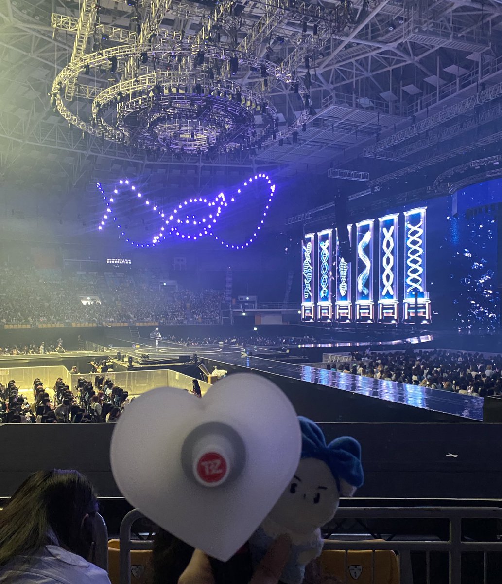00__vely's tweet photo. 중콘도 출석햇어여 https://t.co/Rlh8Y50hrT