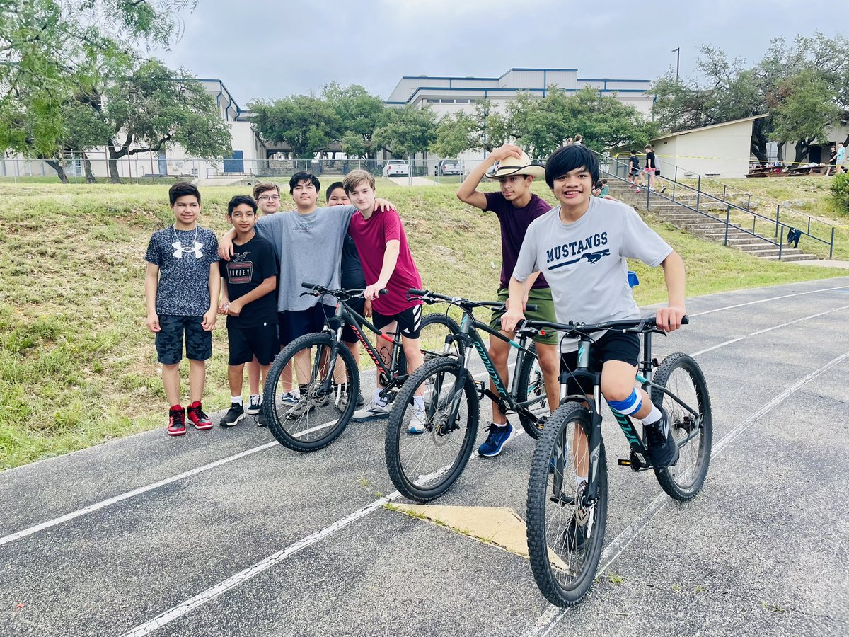 Summer Poole tweet media