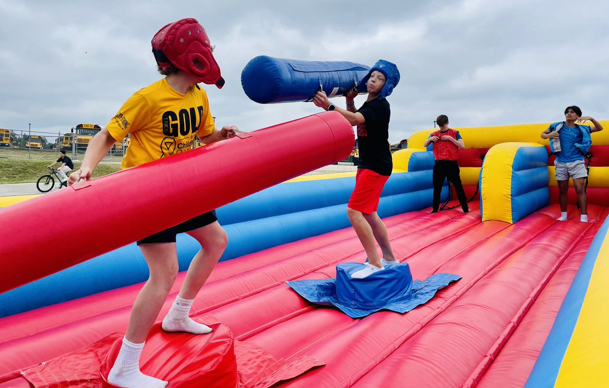 Summer Poole tweet media