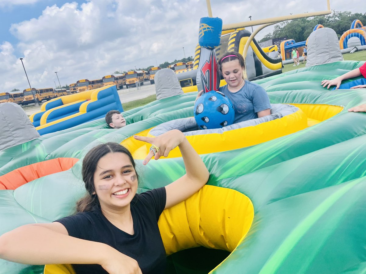 Summer Poole tweet media