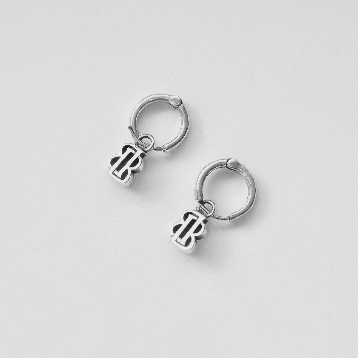 BichamondTH's tweet photo. Bishamon 
BB Gangster Collection

Sterling Silver 92.5 %
No. 2/3 BB Gangster Double Layer Earrings
Price : 1190THB/ 1 Pair 

Start Pre-order : 23/05/2023 (12:30 GMT+7)
Last Pre-order : 16/06/2023 (23:59 GMT+7)

LINE SHOPPING
🔗https://t.co/D5BHHeEFNG

#BBGangster 
#Bishamon https://t.co/XwaJsE0Jzc