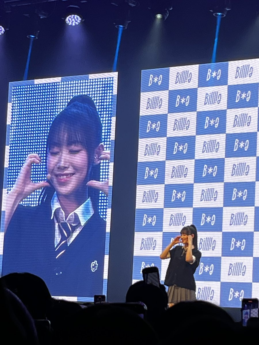 ibnc5WWGLimmxY4's tweet photo. Billlieイルデショケ最高にかわいかった
お見送り会近くすぎてかわいい https://t.co/0liglKkv77
