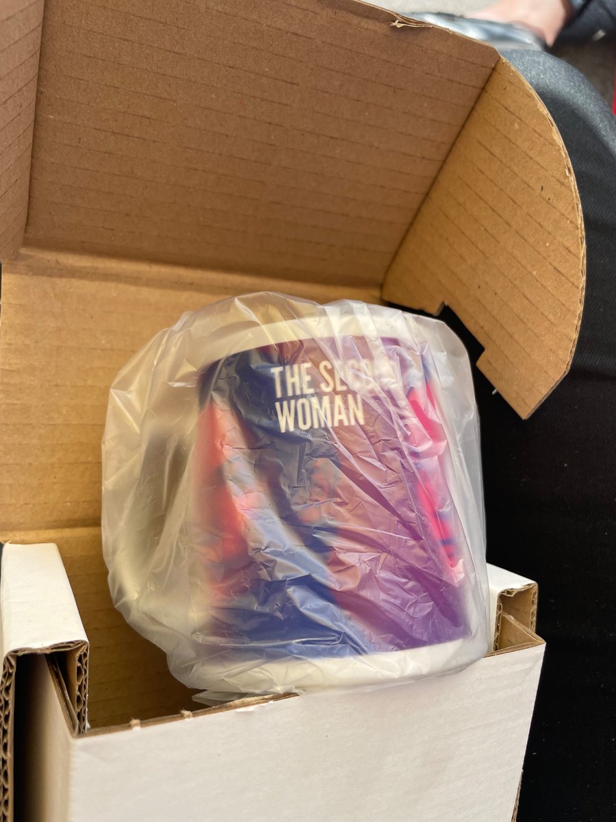 annadavies100's tweet image. They’re being so nice to us in #TheQueue for #TheSecondWoman 😍