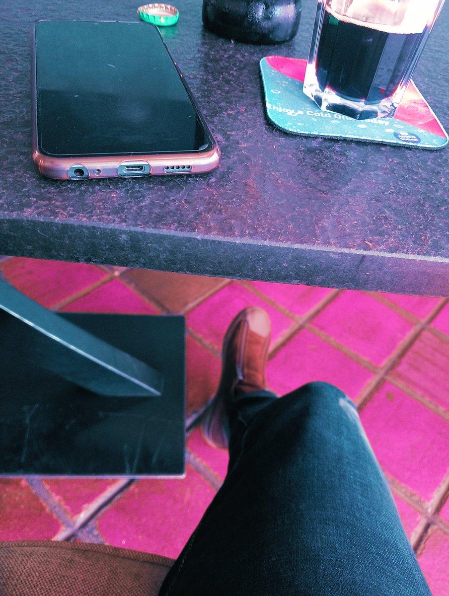 pesa_odds's tweet photo. Stepping out for the week END
mko....?
#sportyweekend https://t.co/tth6MEFGYA