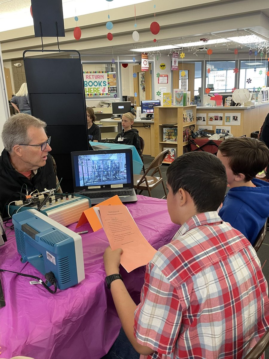 BWPrincipal279's tweet photo. Basswood Career Fair 2023-  Fifth graders explore opportunities for their futures. Dream Big Bulldogs!
@ISD279 
#opportunities https://t.co/aadx9XCHIl